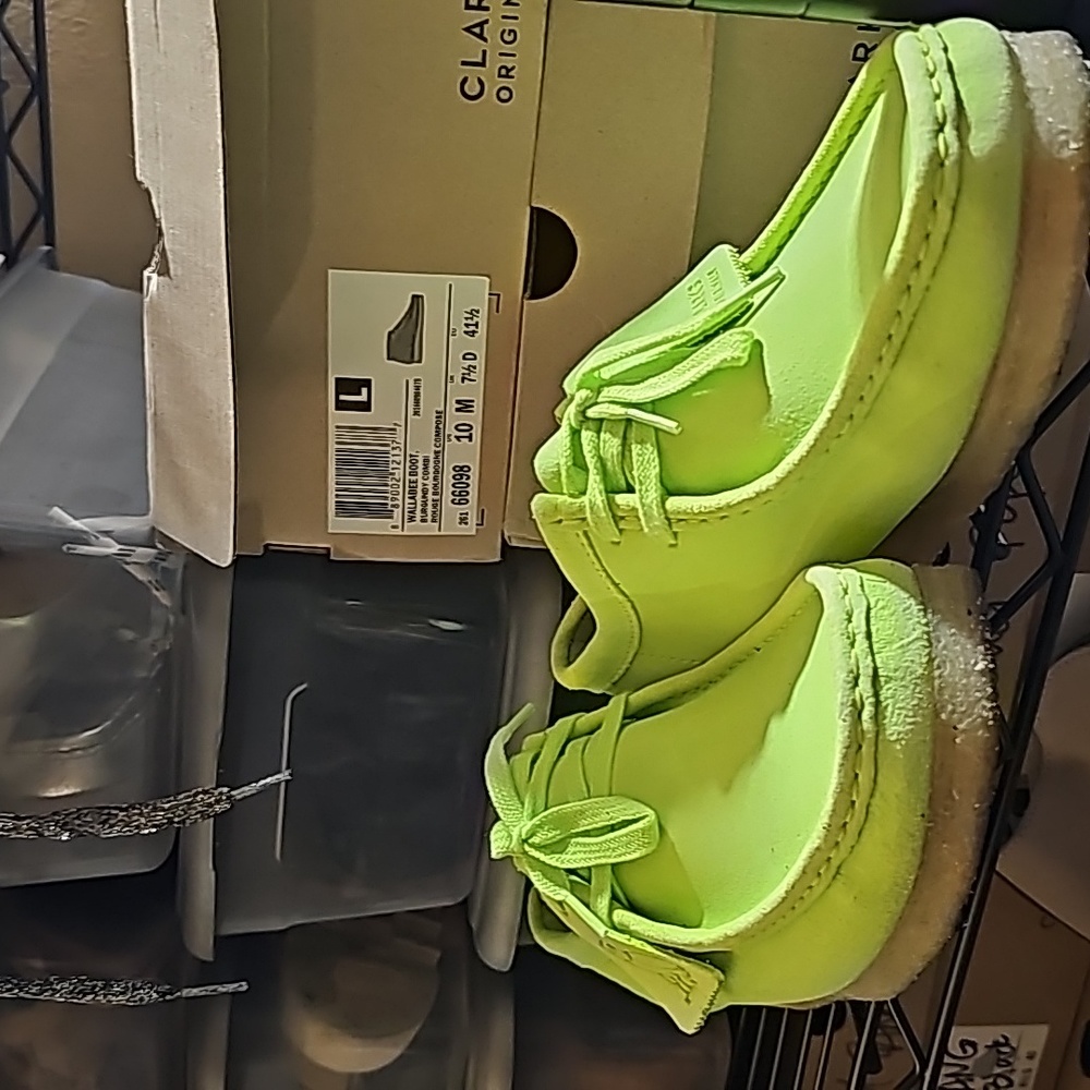 Clarks wallabees OVO